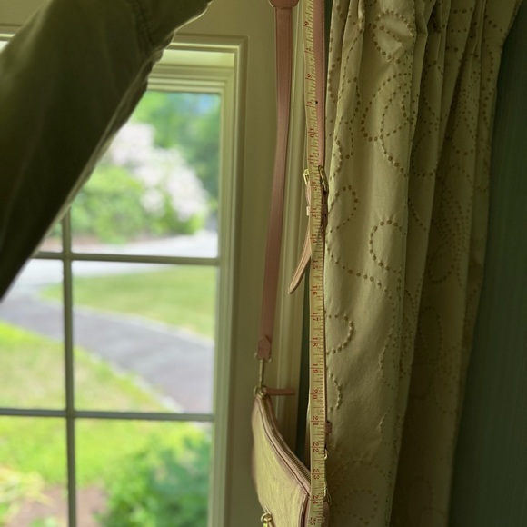 Elizabeth and James Pink Leather Crossbody - Picture 5 of 14